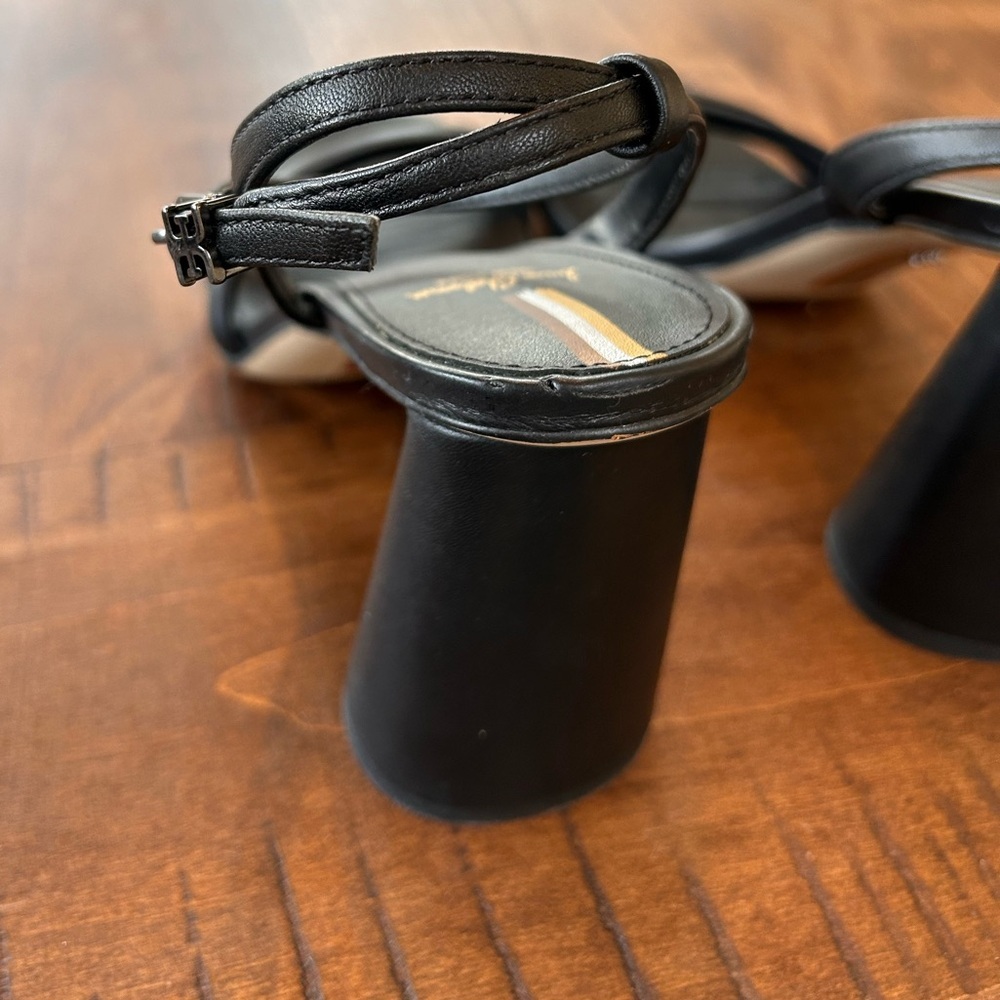 Sam Edelman Kia Block Heel Sandal | Black Leather| Size 7 - Picture 7 of 10